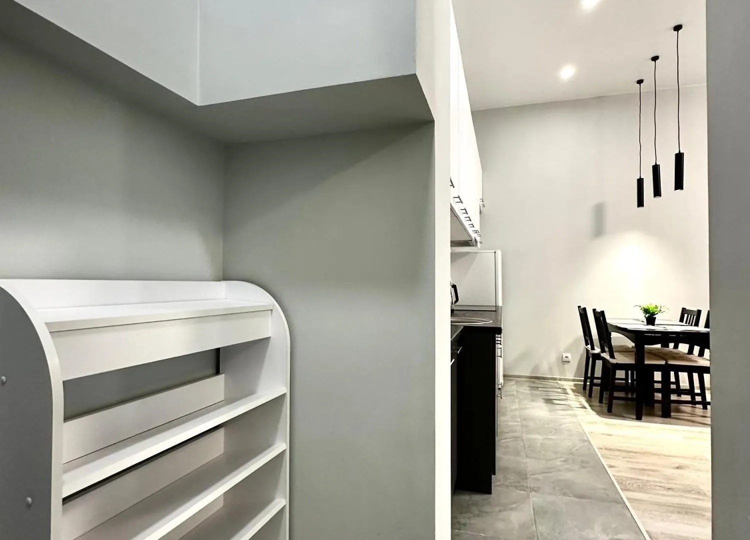 Designers' 1 Bedroom Apartment Near Gulliver 키예프