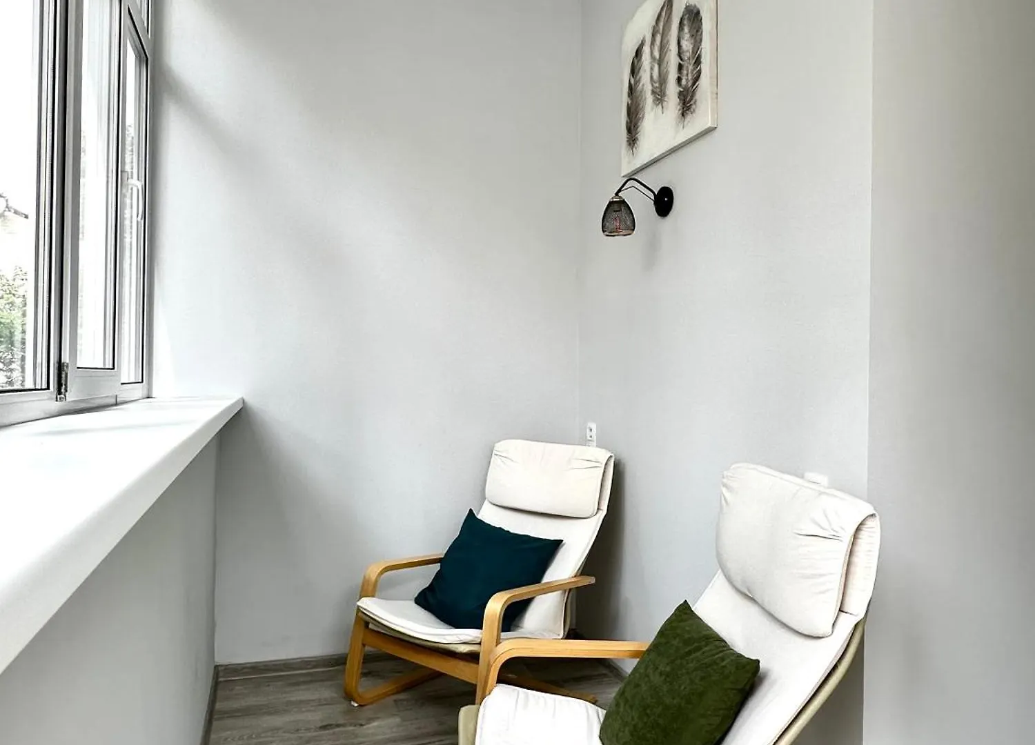 Designers' 1 Bedroom Apartment Near Gulliver 키예프